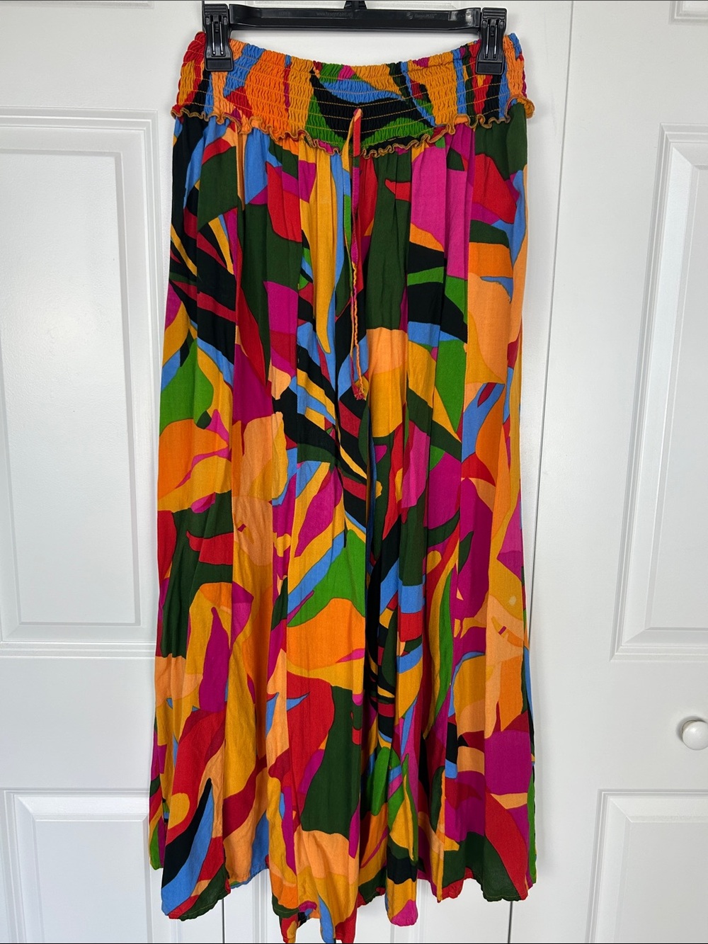 Vibrant Multicolor Printed Pants with Smocked Waist by True Destinations Medium